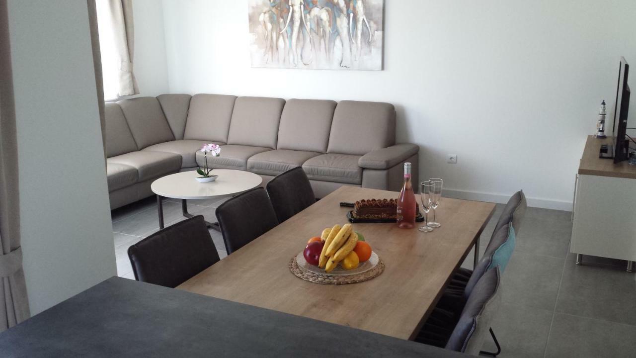 Apartment Aria Exclusive ペトルチャネ エクステリア 写真