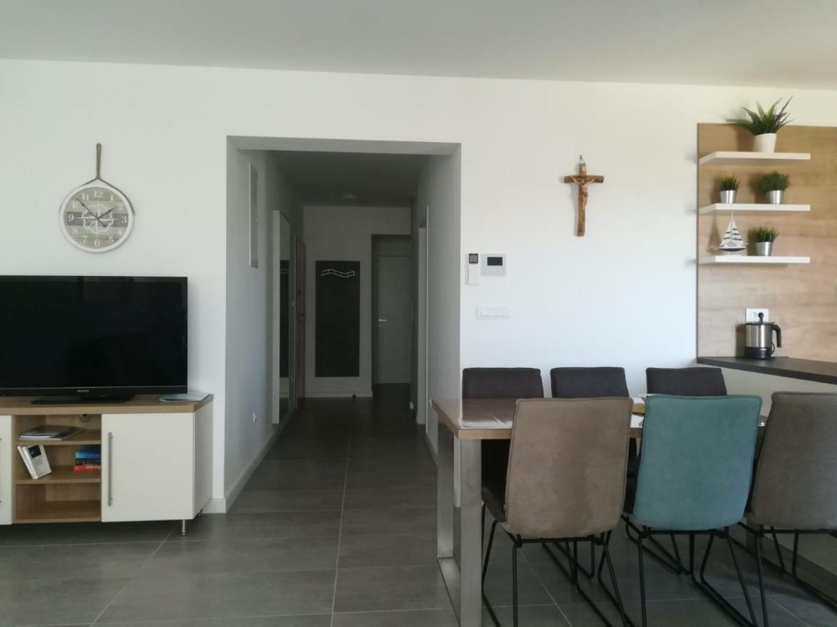 Apartment Aria Exclusive ペトルチャネ エクステリア 写真
